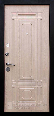 Фото «Дверь в квартиру №4» в Верее